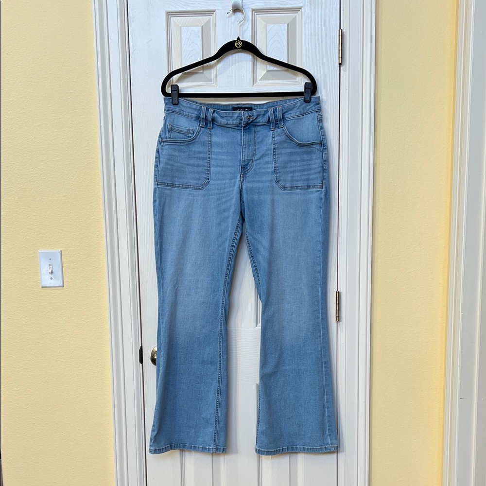 Aeropostale Women Light Wash Low Rise Flare Jeans Sz 16 Boho Hippie Grunge